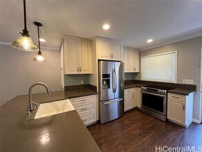 6218 Kawaihae Pl in Honolulu, HI - Building Photo - Building Photo