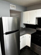 111 E 1st St in Jacksonville, FL - Building Photo - Building Photo