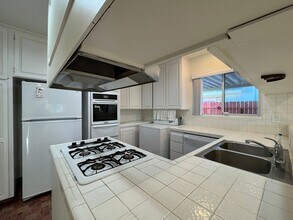 18735 Nordhoff St in Los Angeles, CA - Building Photo - Building Photo