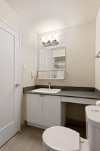 Willowbrook Apartments in Ottawa, ON - Building Photo - Building Photo