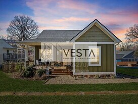 4 Lola Lilly Pl in Asheville, NC - Building Photo