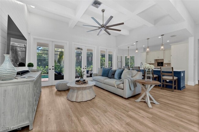 339 Saddlebrook Ln in Naples, FL - Building Photo - Building Photo