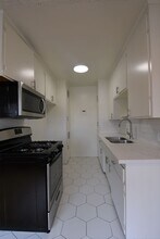 5915 Fair Ave, Unit 5915 in Los Angeles, CA - Building Photo - Building Photo