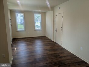 223 W Bridge St in Morrisville, PA - Building Photo - Building Photo