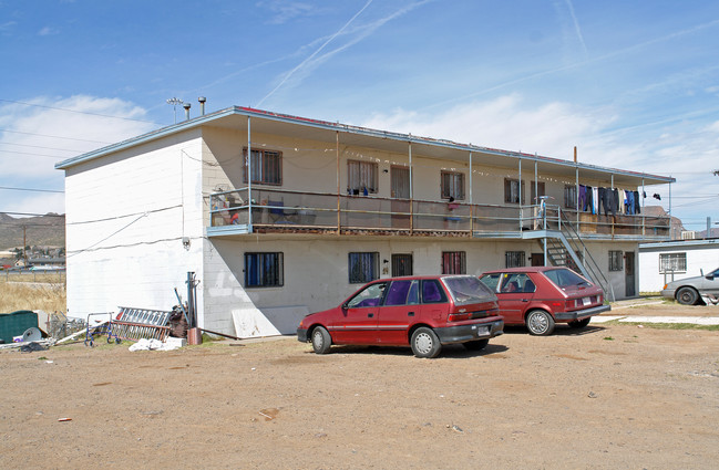 4408 Sunrise Ave in El Paso, TX - Foto de edificio - Building Photo