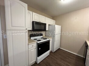 4033 Rawson Rd in Sand Springs, OK - Building Photo - Building Photo