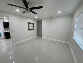1809 NW 13th Ct in Fort Lauderdale, FL - Building Photo - Building Photo