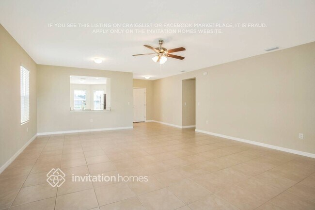 8065 Gopher Tortoise Trail in Lehigh Acres, FL - Foto de edificio - Building Photo