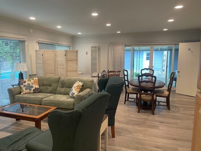 4224 Beulah Dr in La Cañada Flintridge, CA - Building Photo - Building Photo