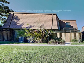 7789 Courtyard Run W in Boca Raton, FL - Building Photo