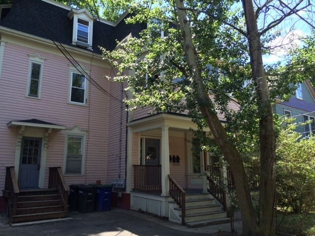 12 Claremon St, Unit #1 in Somerville, MA - Foto de edificio