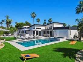 2197 Jacques Dr in Palm Springs, CA - Building Photo