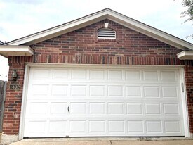 1432 Thibodeaux Dr in Round Rock, TX - Building Photo