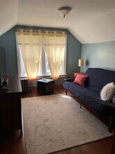 404 S Jones St, Unit 2nd Floor in Lock Haven, PA - Foto de edificio - Building Photo