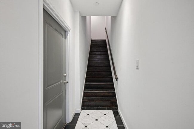 property at 1309 N 6th St