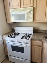 3601 Keswick Rd in Baltimore, MD - Building Photo - Building Photo