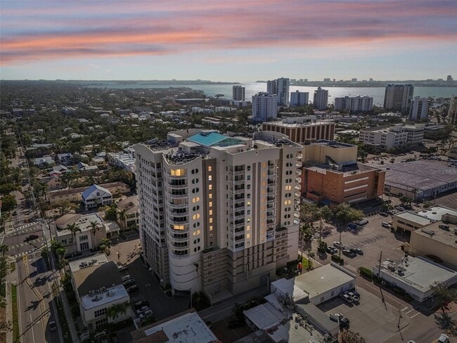 1771 Ringling Blvd, Unit 1001 in Sarasota, FL - Building Photo - Building Photo