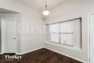 5934 Burning Sunrise Dr in San Antonio, TX - Building Photo - Building Photo