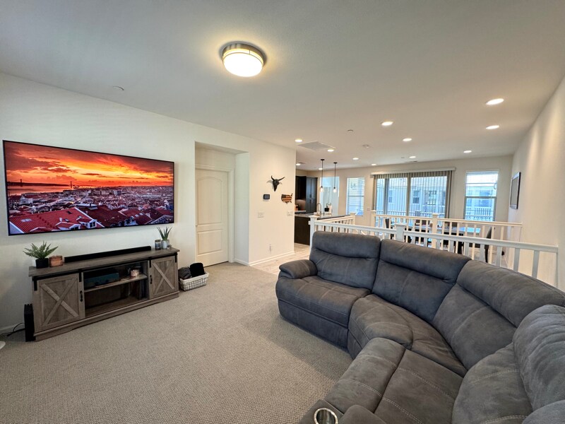 34 Jaripol Cir in Ladera Ranch, CA - Building Photo