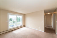 Meadowside Estates in Edmonton, AB - Building Photo - Building Photo