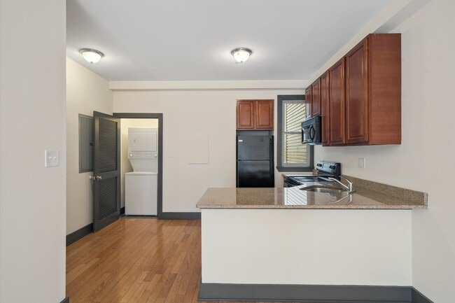 1947 N Gratz St in Philadelphia, PA - Foto de edificio - Building Photo