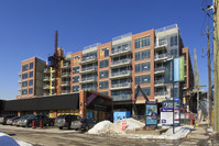 7608 Yonge St in Vaughan, ON - Building Photo - Building Photo