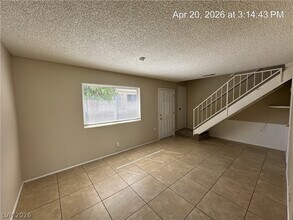 4713 Mill Valley Dr in Las Vegas, NV - Building Photo - Building Photo