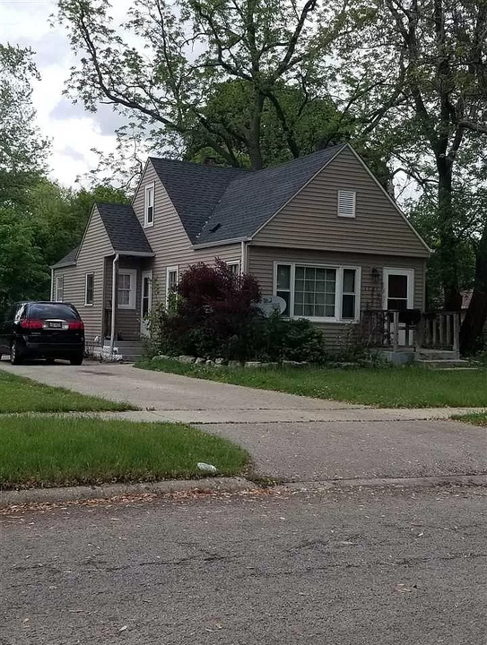1721 Barton Blvd in Rockford, IL - Building Photo