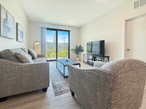 5570 122nd Cir E in Bradenton, FL - Building Photo - Building Photo