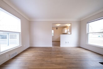 8700 Nicollet Ave in Minneapolis, MN - Building Photo - Building Photo