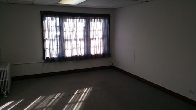 14 Busse W Ave, Unit #1 - 2