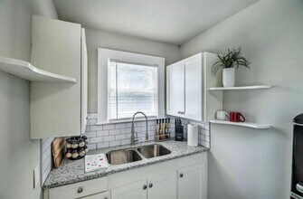5224 Leeland St in Houston, TX - Building Photo - Building Photo