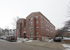 613 Maggie Frances in Madison, WI - Building Photo