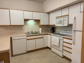 2888 Coral Ct in Coralville, IA - Building Photo - Building Photo