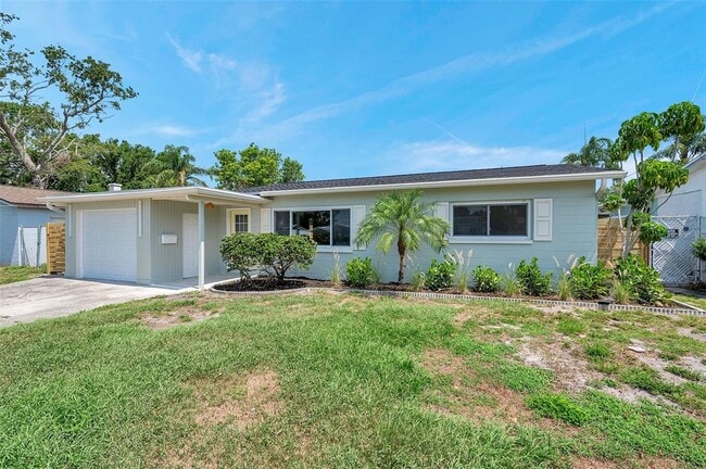 5745 4th Ave N in St. Petersburg, FL - Building Photo - Building Photo