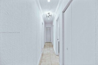 3230 NW 171 Terrace in Miami Gardens, FL - Building Photo - Building Photo