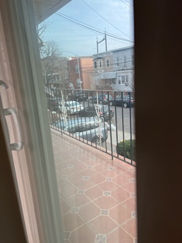 23-58 37th st in Astoria, NY - Foto de edificio - Building Photo