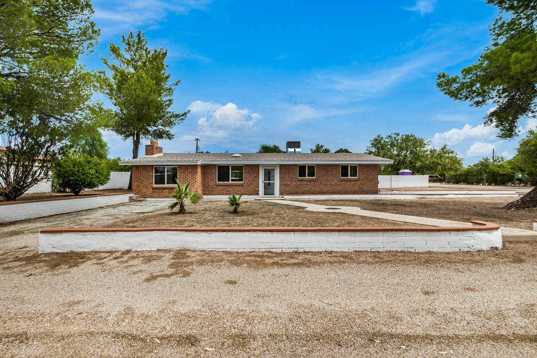 3231 E Cloudcrest Ln in Tucson, AZ - Building Photo