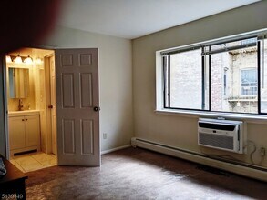 206 Broad St in Bloomfield, NJ - Building Photo - Building Photo