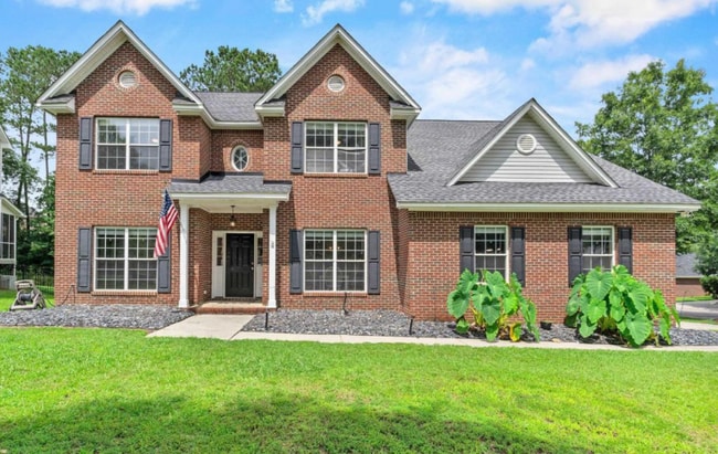 property at 2 Alverston Ct