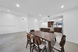 13401 SW 113th Terrace in Miami, FL - Building Photo - Building Photo