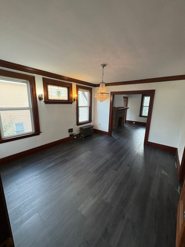 56 Chapman Pl, Unit 2 in Irvington, NJ - Building Photo - Building Photo