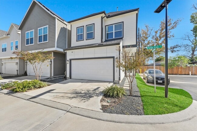 property at 6704 Parker Grv Ln