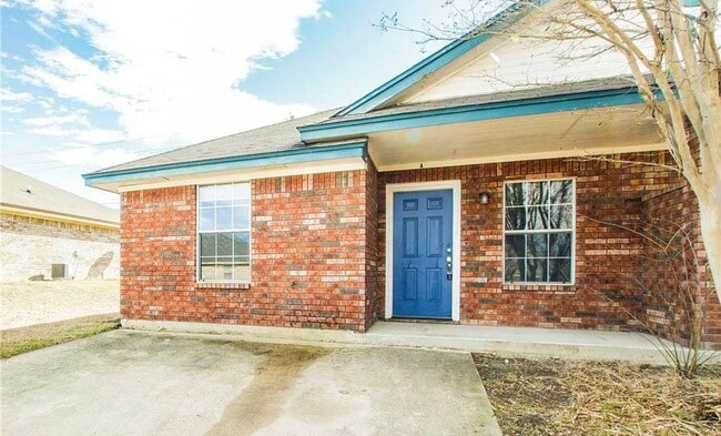 property at 3504 Littleleaf Dr