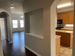 5908 Meadowglen Dr in Argyle, TX - Building Photo - Building Photo