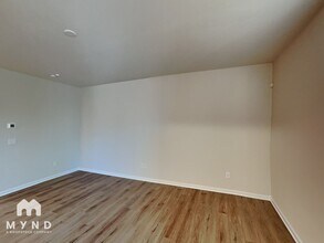 13049 Cottage Crst Ln in Charlotte, NC - Building Photo - Building Photo