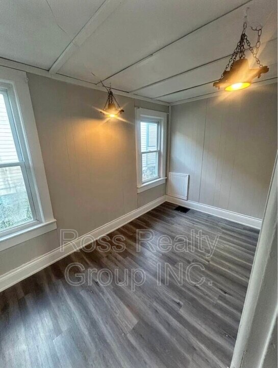 1112 Gordon St in Toledo, OH - Building Photo