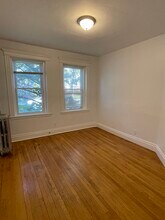 92 Kirkland St, Unit 2 in Cambridge, MA - Building Photo - Building Photo