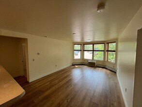 409 Farrell St in South Burlington, VT - Building Photo - Building Photo