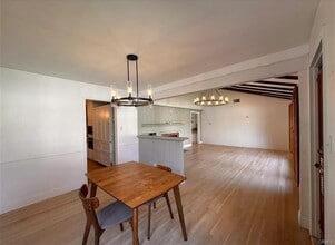 3021 W Clark Ave in Burbank, CA - Building Photo - Building Photo